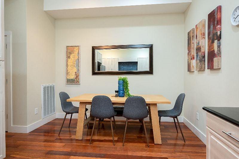 Furnished Finder property 406928_1 photo 20