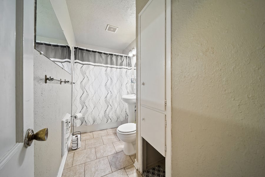 Furnished Finder property 406999_1 photo 8