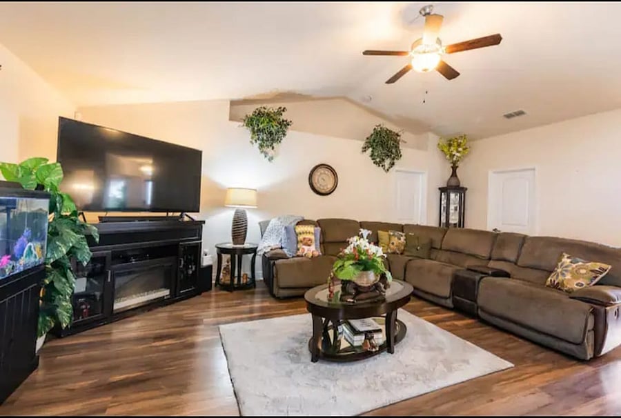 Furnished Finder property 407030_1 photo 3