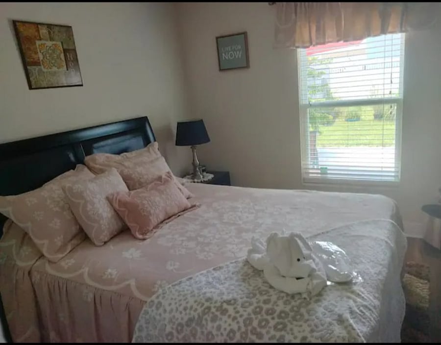 Furnished Finder property 407030_1 photo 6
