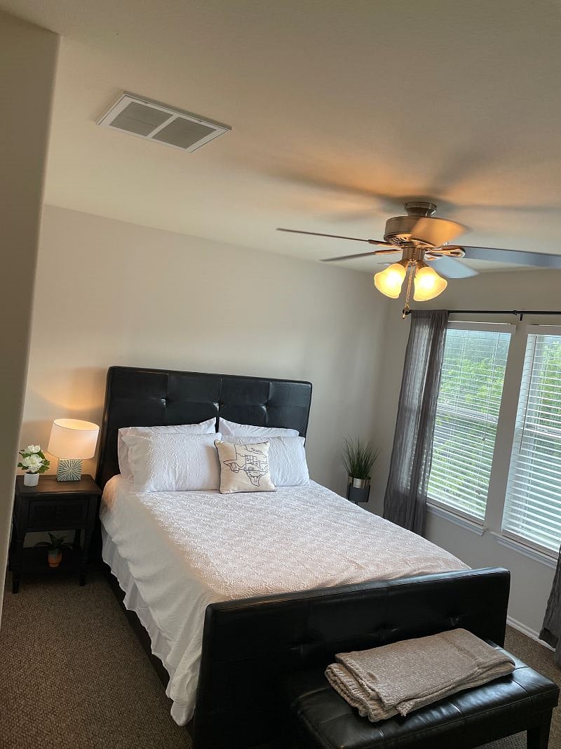 Furnished Finder property 407051_1 photo 3