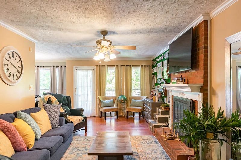 Furnished Finder property 407075_1 photo 16