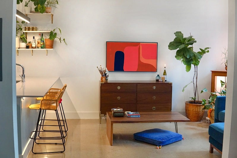 The Frame TV has all the apps you need to enjoy your streaming services with free local live TV.