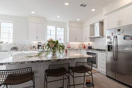Furnished Finder property 407158_1 photo 9