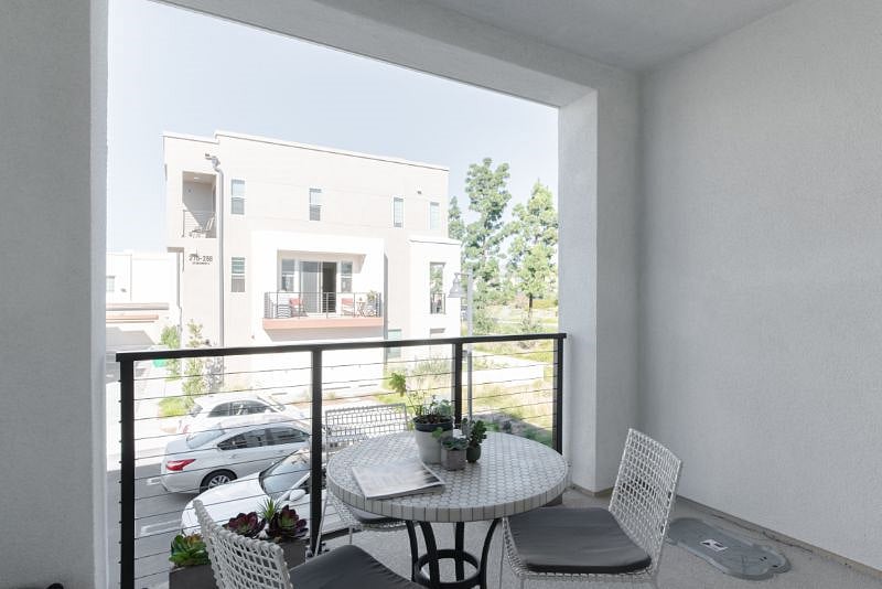 Furnished Finder property 407158_1 photo 10