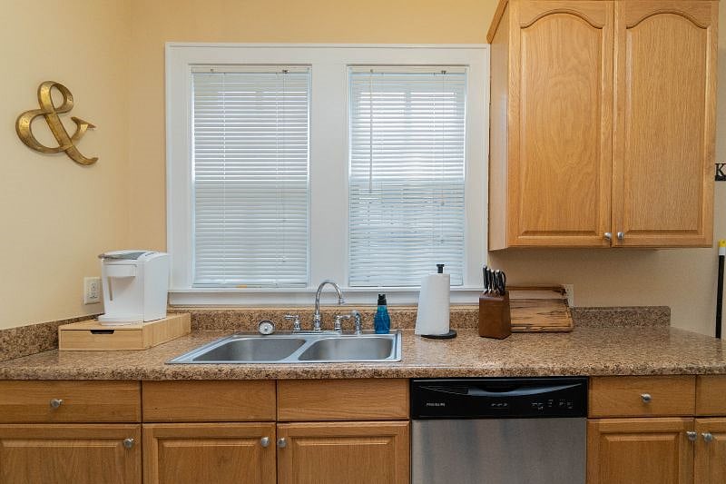 Furnished Finder property 407194_1 photo 9