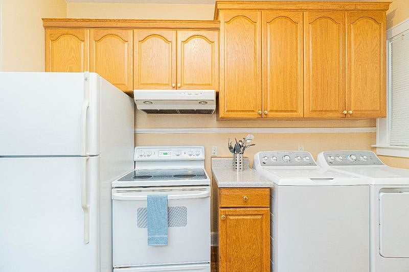 Furnished Finder property 407197_1 photo 14