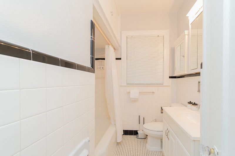 Furnished Finder property 407199_1 photo 18