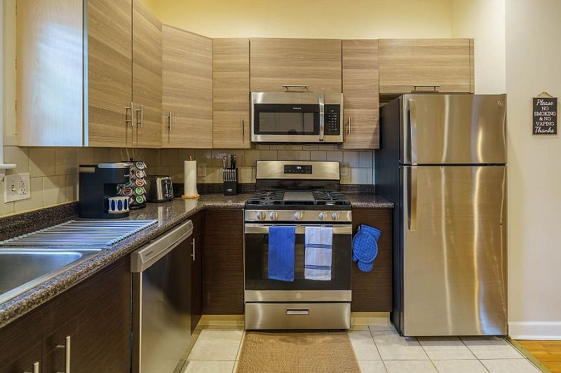 Furnished Finder property 407247_1 photo 8