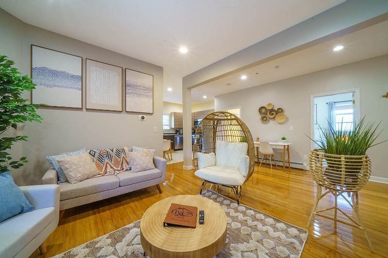 Furnished Finder property 407247_1 photo 23