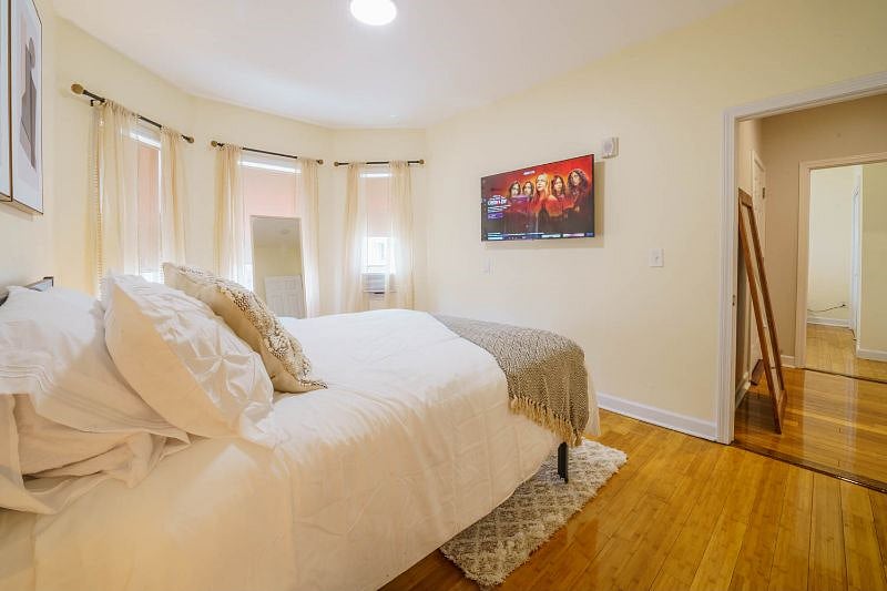 Furnished Finder property 407247_1 photo 35