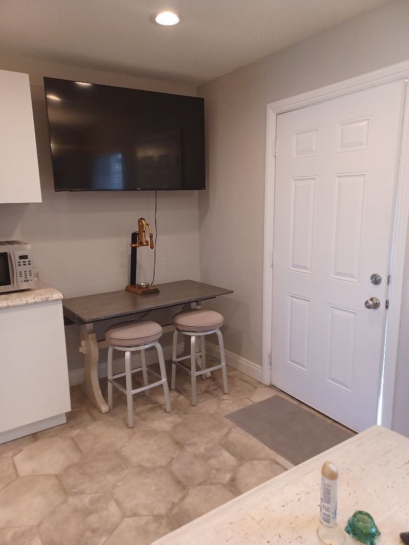 Furnished Finder property 407251_1 photo 11