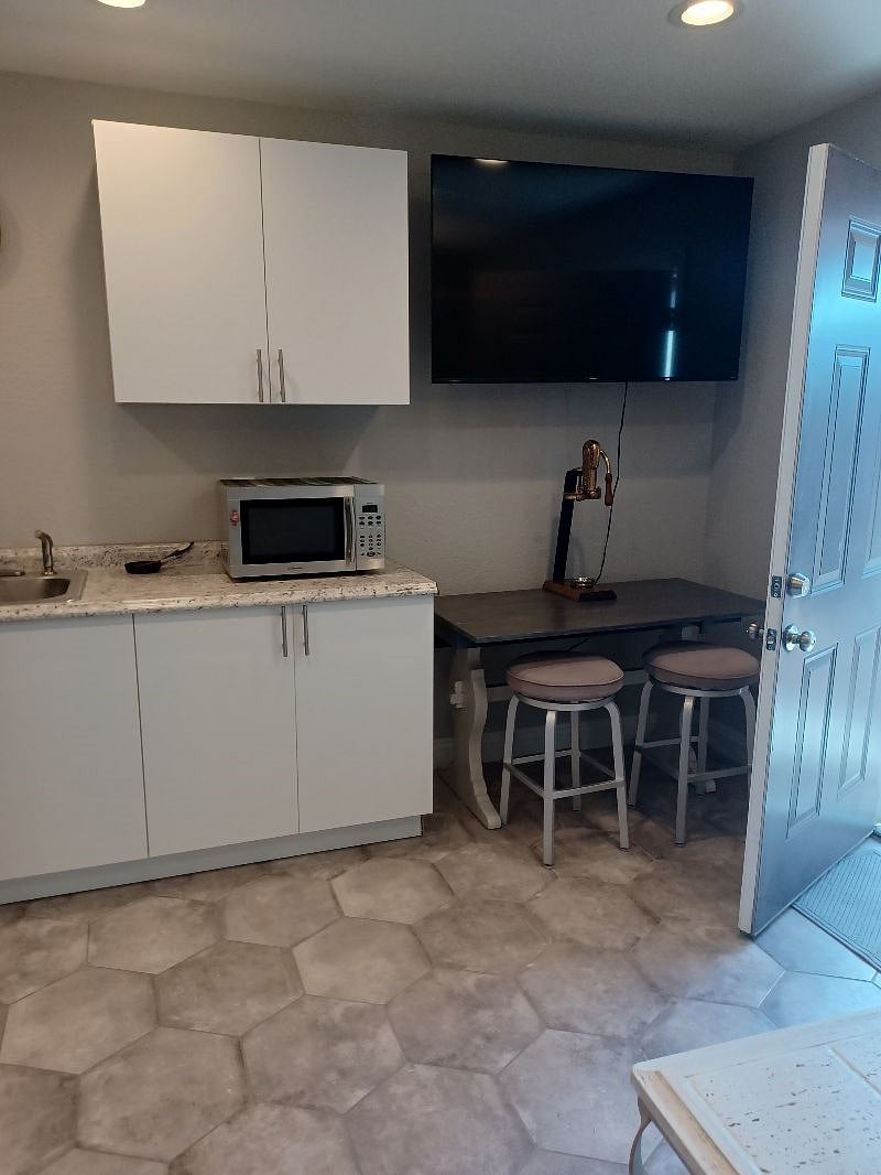 Furnished Finder property 407251_1 photo 14