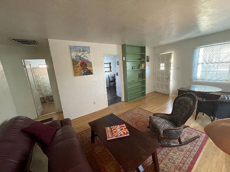 Furnished Finder property 407263_1 photo 6