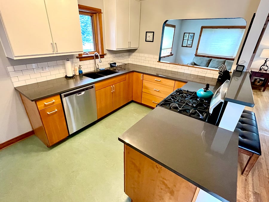 Furnished Finder property 407270_1 photo 8