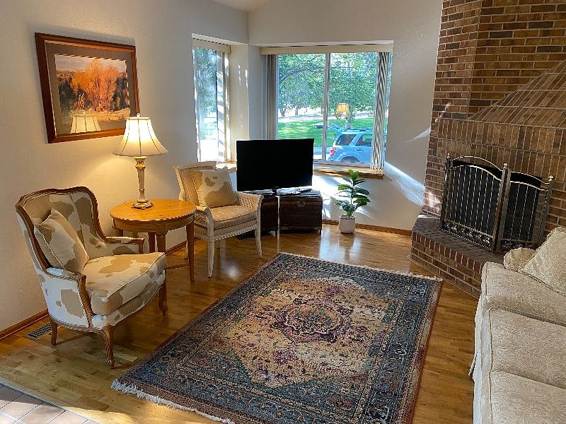 Living Room looking north.