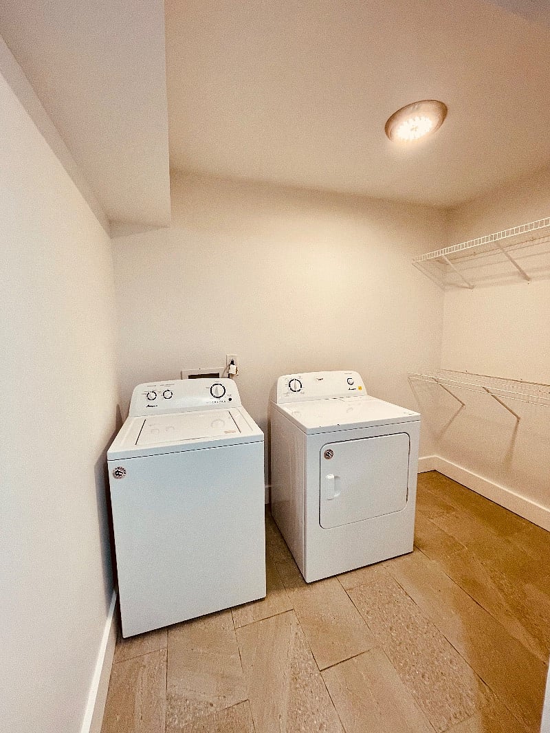 Furnished Finder property 407321_1 photo 3