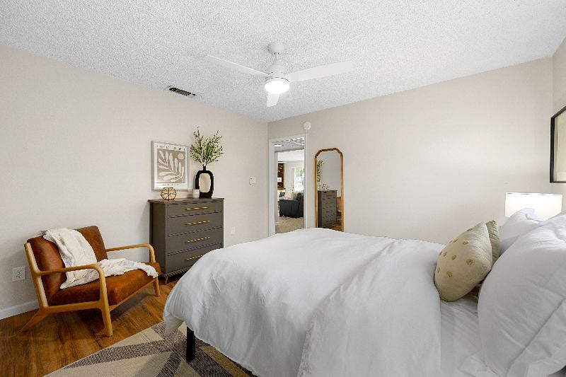 Furnished Finder property 407411_1 photo 18