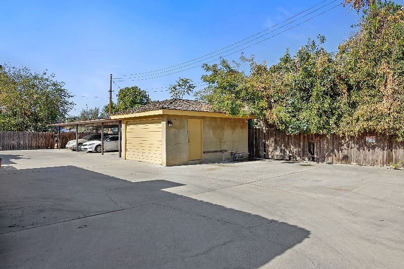 Furnished Finder property 407411_1 photo 23