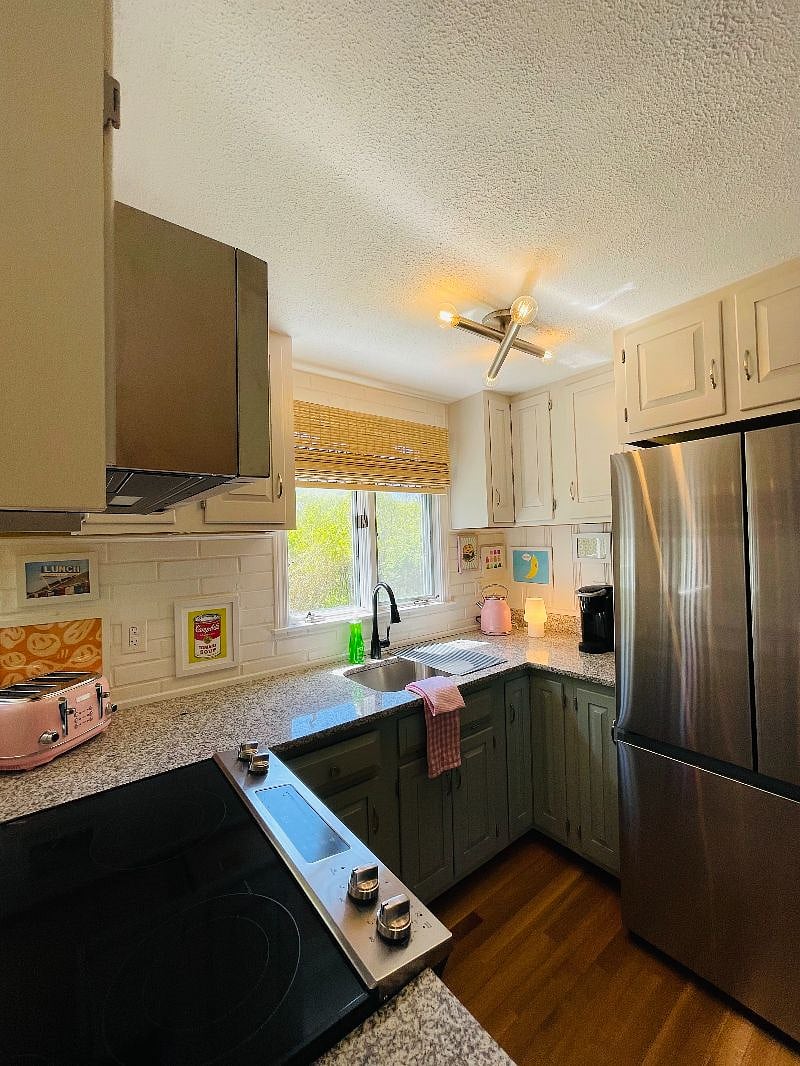 Furnished Finder property 407423_1 photo 9