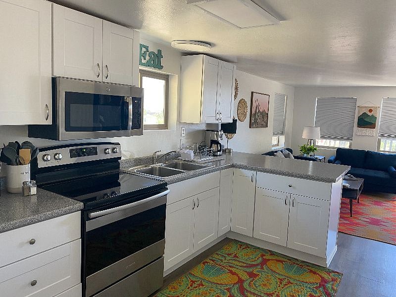 Furnished Finder property 407457_1 photo 7
