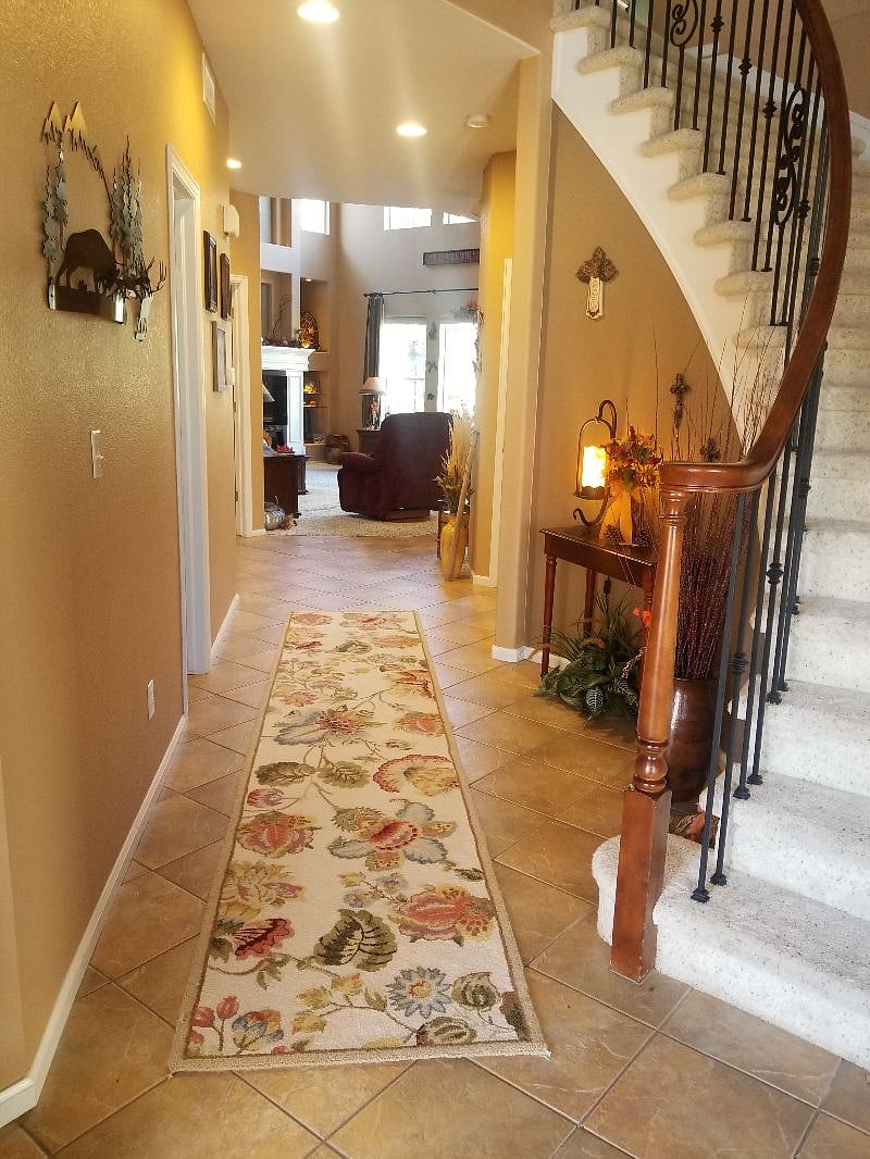 Furnished Finder property 407478_1 photo 3