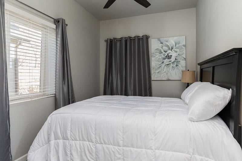 Furnished Finder property 407480_1 photo 6