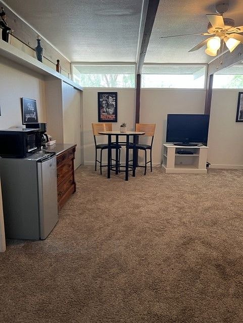 Large suite with bistro table