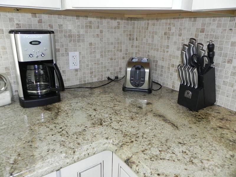 Furnished Finder property 407496_1 photo 23