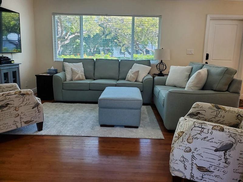 Furnished Finder property 407496_1 photo 30