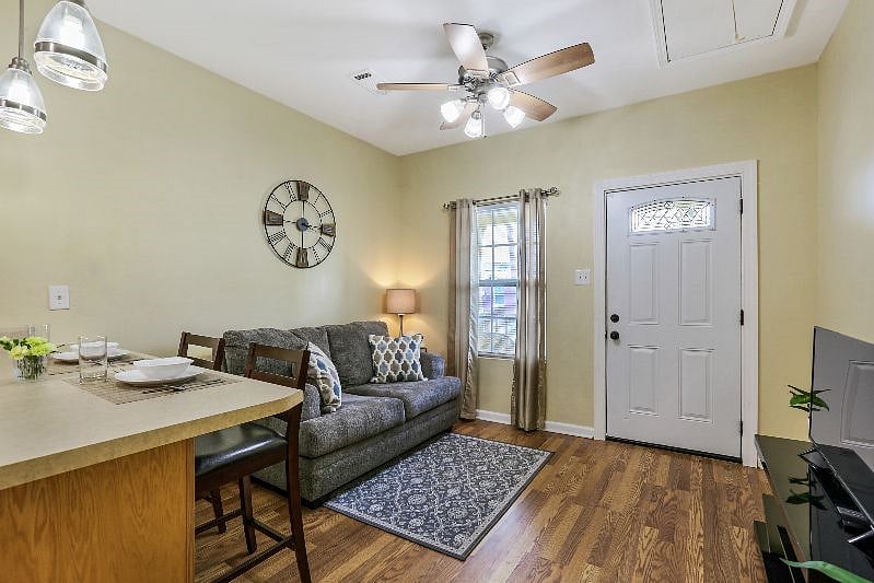 Furnished Finder property 407505_1 photo 7