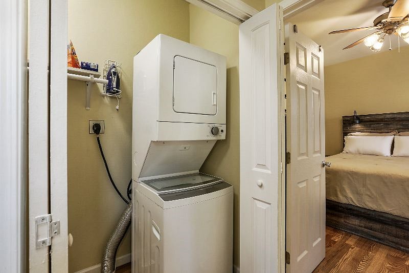 Furnished Finder property 407505_1 photo 8