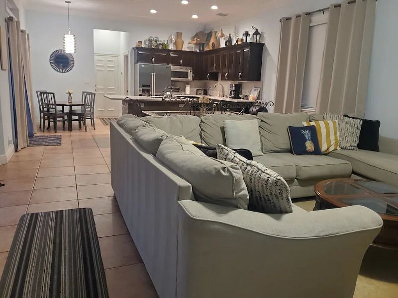 Furnished Finder property 407510_1 photo 9