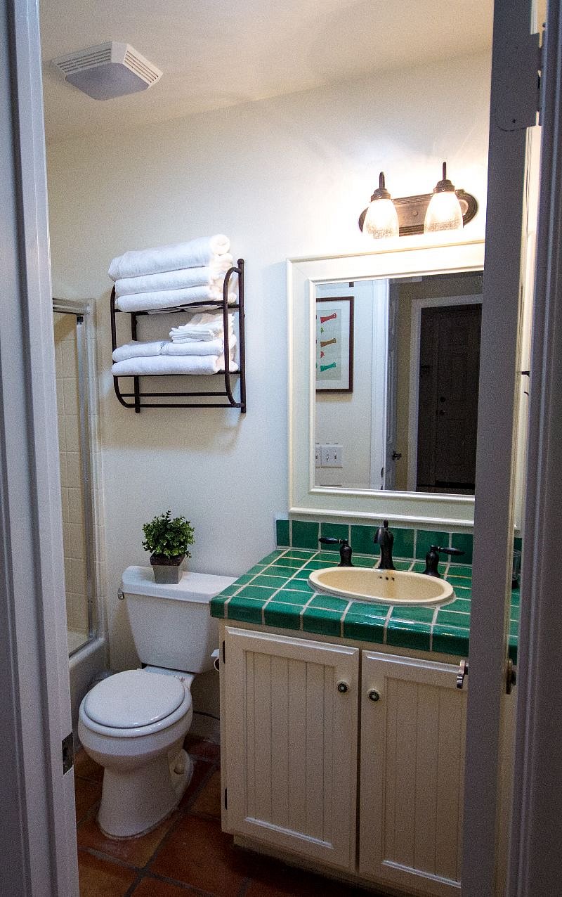 Furnished Finder property 407527_1 photo 16