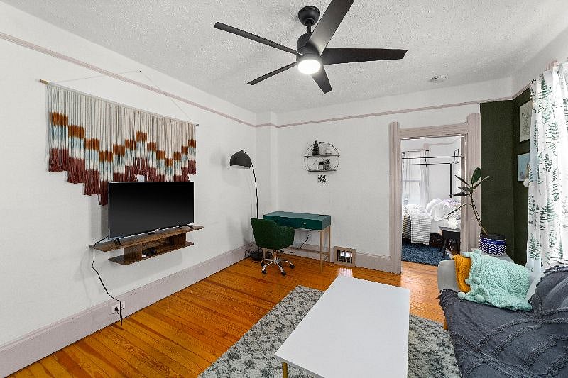 Furnished Finder property 407553_2 photo 7