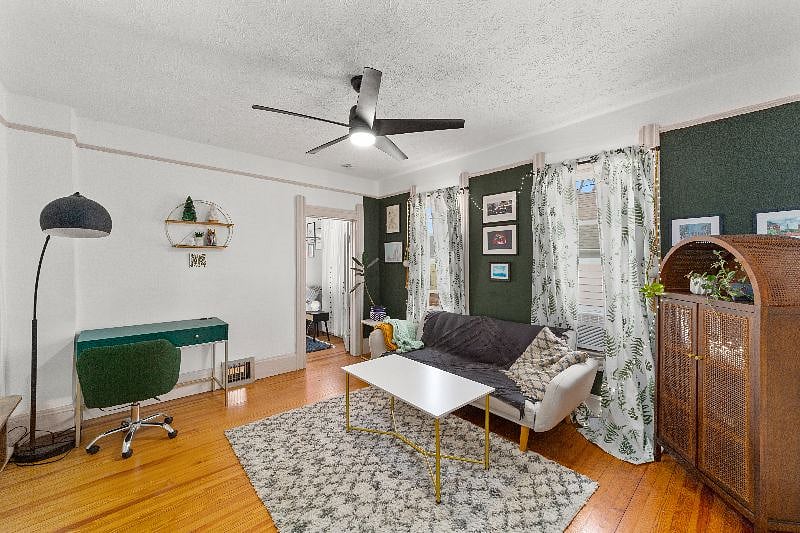 Furnished Finder property 407553_2 photo 9