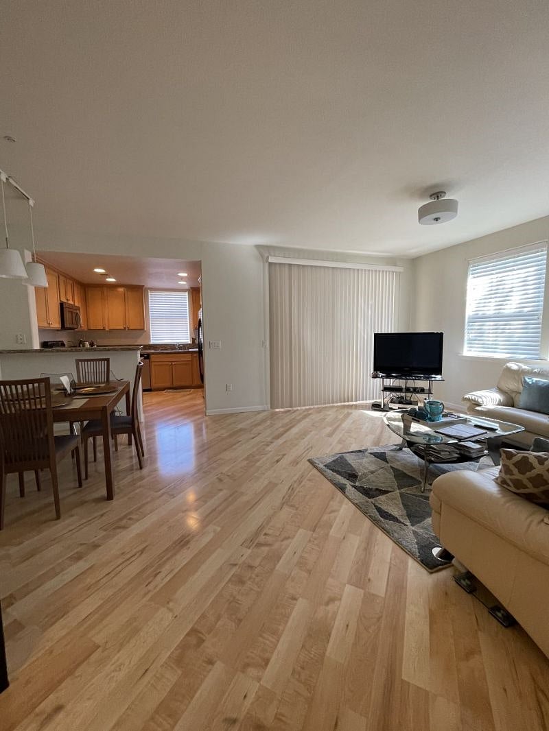 Furnished Finder property 407585_1 photo 5