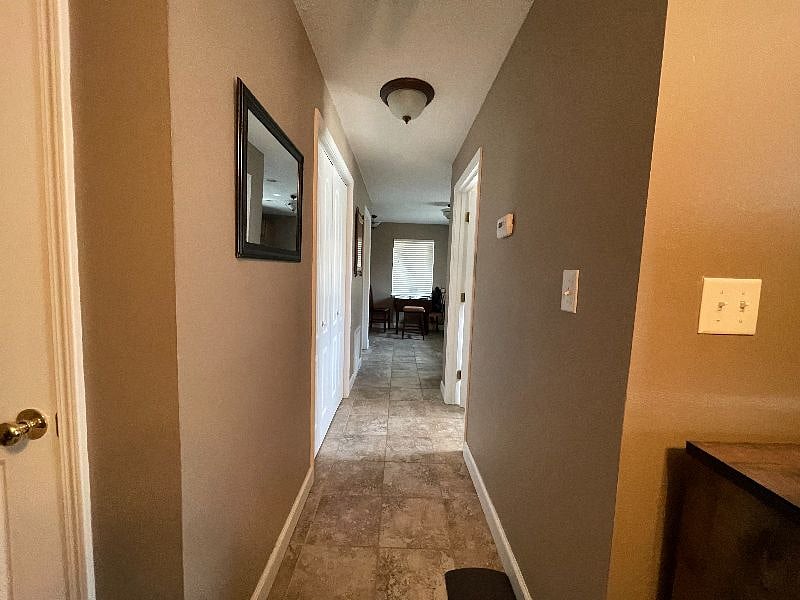 Furnished Finder property 407609_1 photo 17