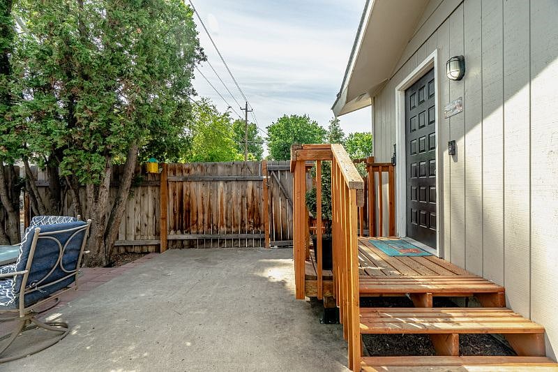 Furnished Finder property 407627_1 photo 14