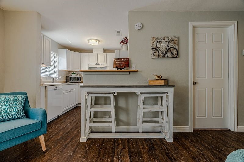 Furnished Finder property 407627_1 photo 22