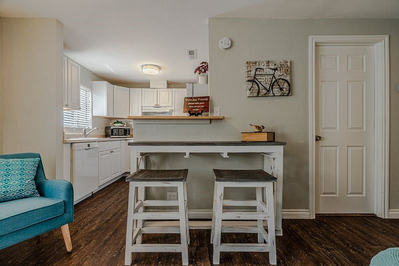 Furnished Finder property 407627_1 photo 23