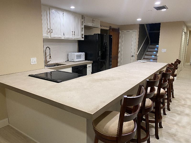 Furnished Finder property 407670_1 photo 8