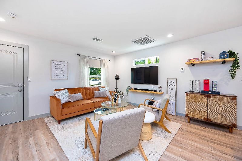Furnished Finder property 407675_1 photo 11