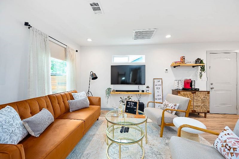 Furnished Finder property 407675_1 photo 12