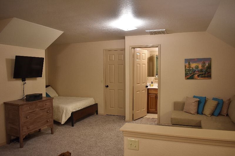 Furnished Finder property 407681_1 photo 9