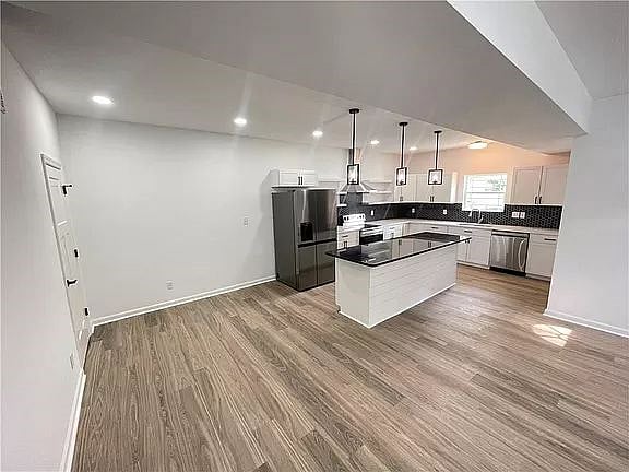 Furnished Finder property 407728_1 photo 11