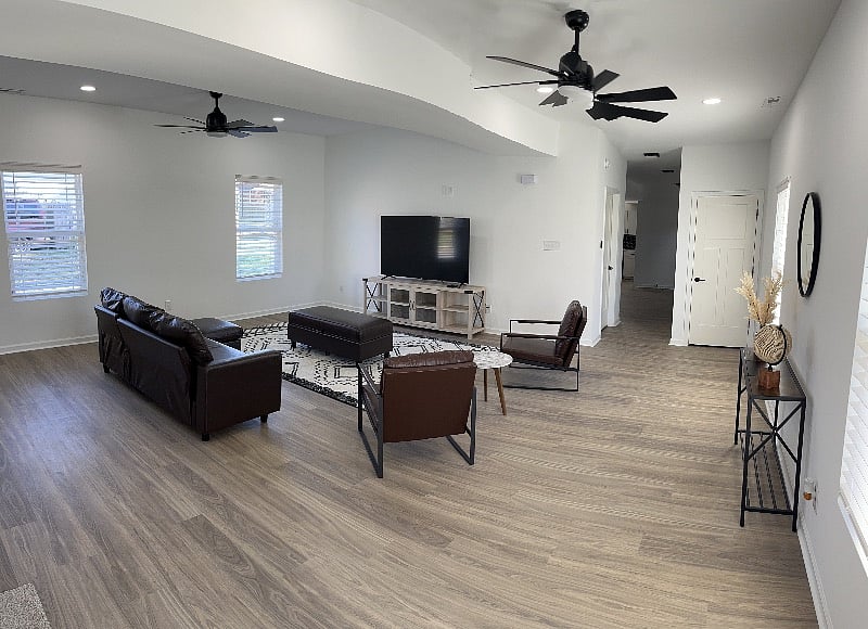 Furnished Finder property 407728_1 photo 33