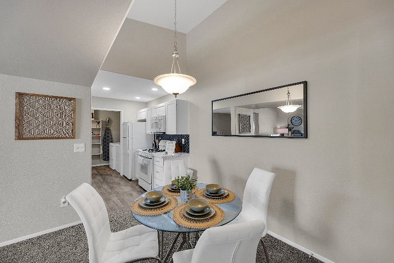 Furnished Finder property 407785_1 photo 7