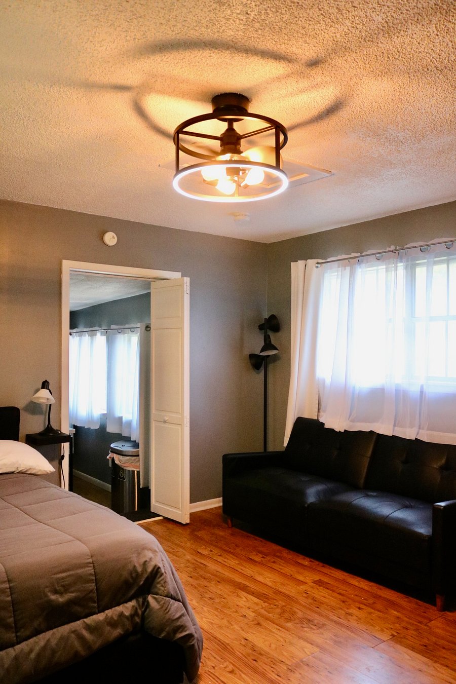 Furnished Finder property 407875_1 photo 12