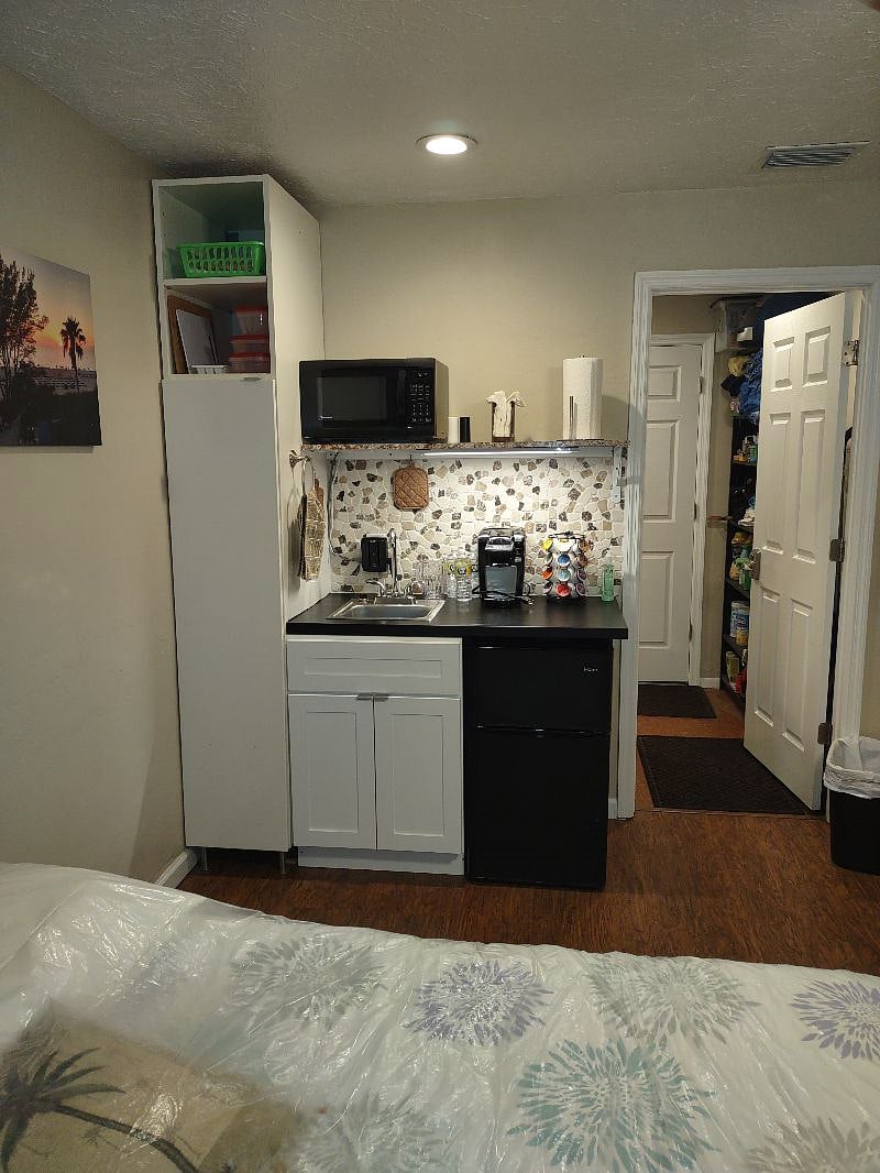 Furnished Finder property 407907_1 photo 11